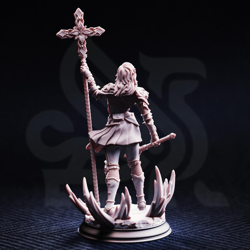Sarah Rosewood | Human Fighter Cleric Mage Paladin | 32mm / 28mm / 75mm | Ideal for Tabletop RPGs | Dungeons and Dragons - Dm Stash
